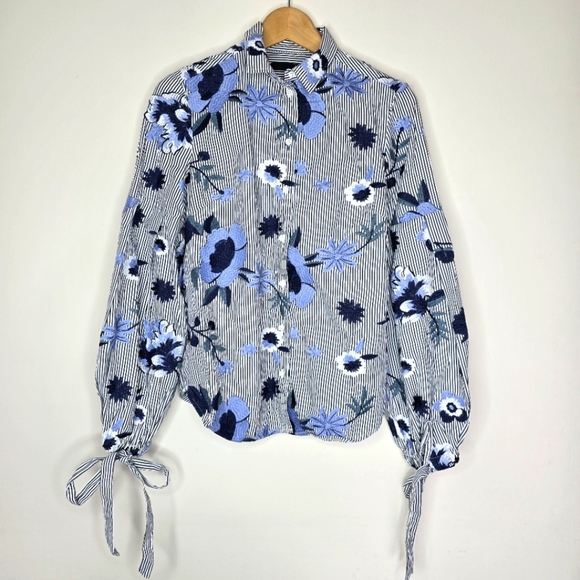 Floral Blue and White Women's Top - Picture 2 of 10